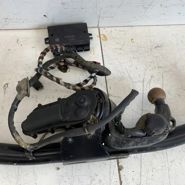 Sähkökytkin VW PASSAT B8 3G KOMBI 2018 image 9