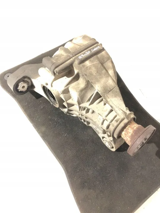 Audi Q7 Bakaxelns differential OEM 4460310018 image 2
