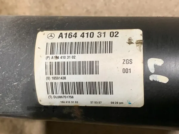 MERCEDES ML W164 OM642 3.0 CDI Arbre de Transmission Arrière A1644103102 image 7