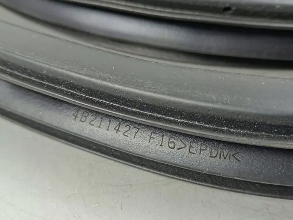 2024 Toyota GR 86 Vedação de Porta Coupe 4B211427 image 5