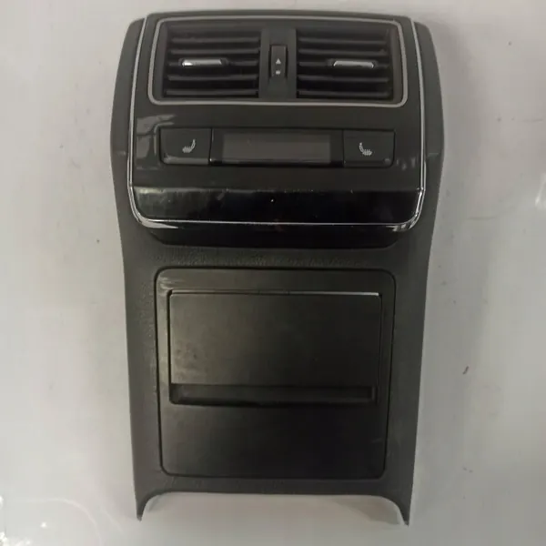 Skoda Tunnelipaneeli OEM 3V0857289A image 2