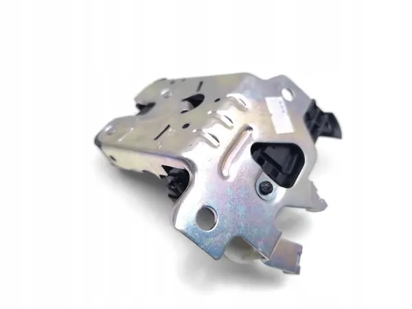 Audi A4 Takaluukun Lukko 2017 Sedan 8W0827503 image 2