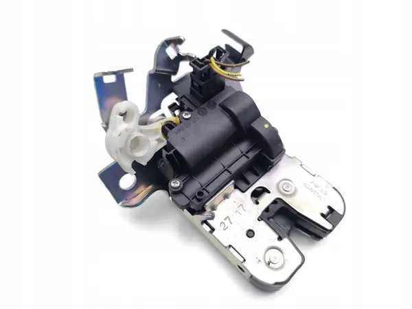 Audi A4 Takaluukun Lukko 2017 Sedan 8W0827503 image 5