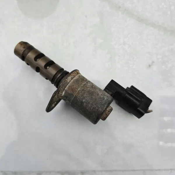 Válvula de controle do eixo de cames Toyota Celica T230 OEM 1533022020 image 2