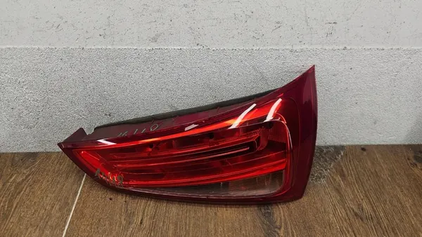 Luz trasera derecha Audi A1 image 2