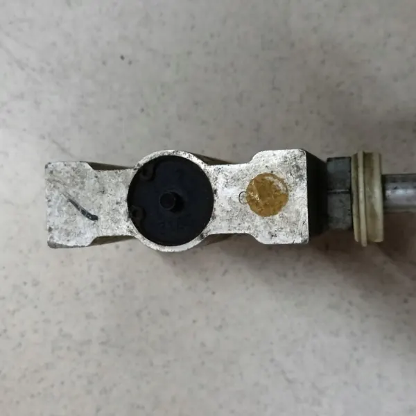 Válvula de bypass radiador OEM 55111005AC - Usado image 3