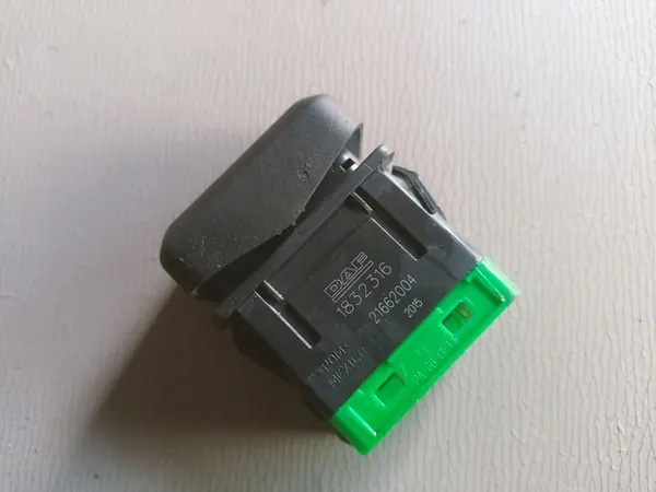 Botão de bloqueio DAF XF 106 image 2