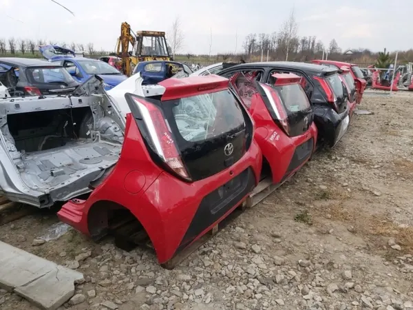 Toyota Aygo II takajarrupytimet OEM - 7-8k km image 5