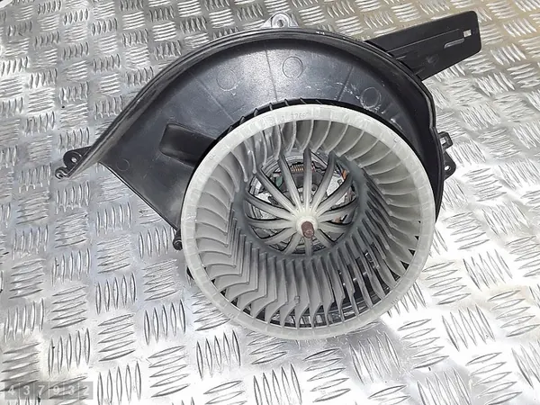 Ventilateur moteur chauffage 2002 VW Polo 6Q01820015 image 3