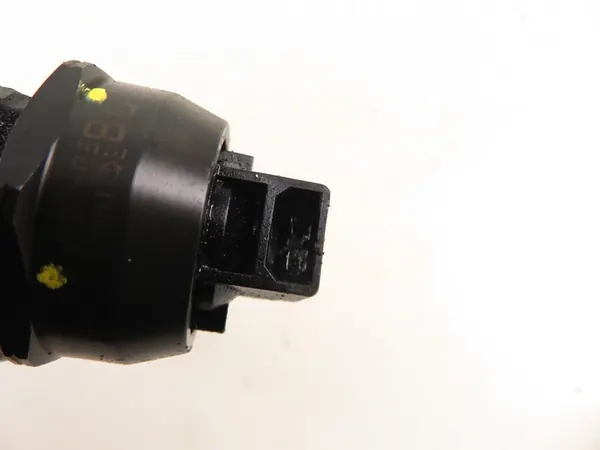 Injetor VW 130CV 1.9TDI 038130073AN image 6