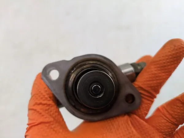 Hochdruckkraftstoffpumpe Audi A3 8Y 2021 OEM 06Q127025S image 5