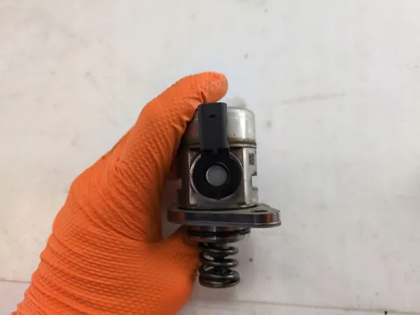 Hochdruckkraftstoffpumpe Audi A3 8Y 2021 OEM 06Q127025S image 8