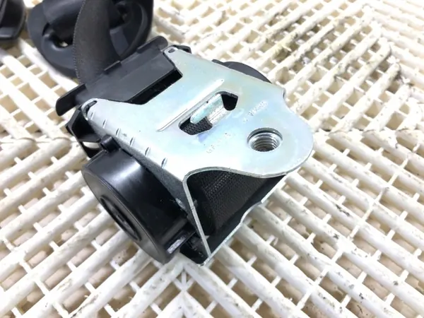 Cinturón de seguridad delantero derecho BMW E61 04-10 OEM LORK-1037-19223 image 3
