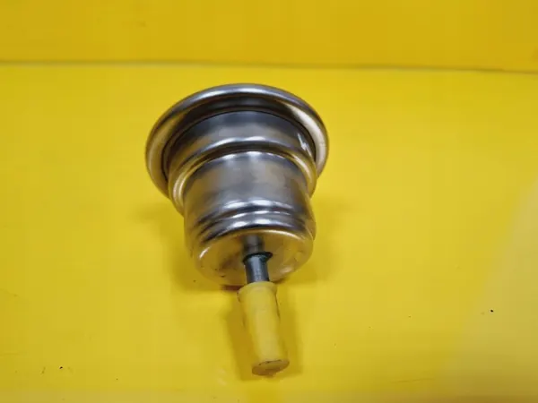 Régulateur Pression Carburant OEM DRC88864 Mercedes image 5