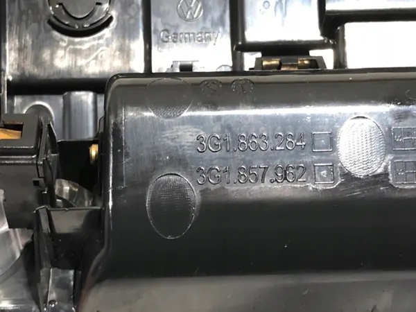 Cendrier OEM 3G1863284 pour VW Passat B8 2.0 190CV image 5