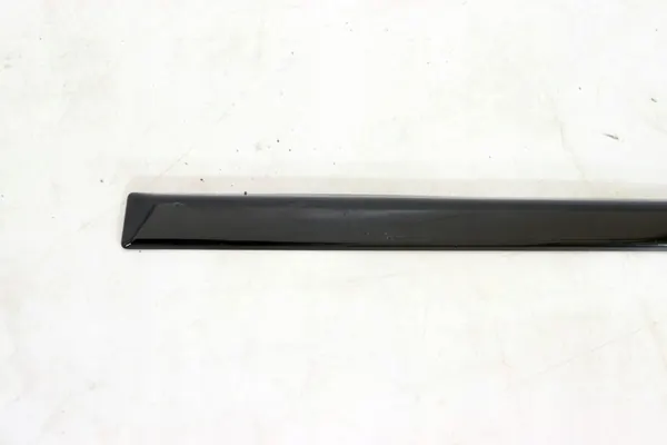 Ensemble de moulage de porte E21 TS Sedan Noir Toyota OE image 2