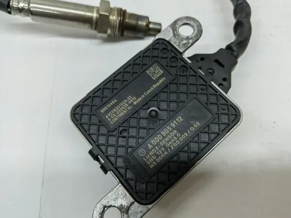 Mercedes NOx-sensor OEM A0009059112 - Begagnad image 4