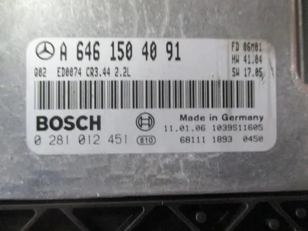Mercedes Moottorin ECU A6461504091 W209 2.2 CDI image 4