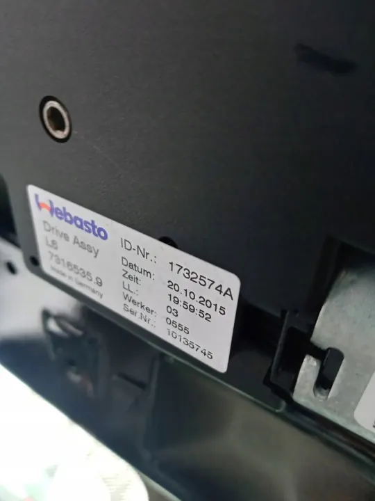 BMW OE Kattoikkuna OEM 18238420326 5-sarja F10 image 3