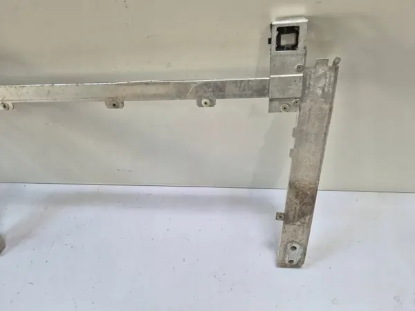 Soporte inferior radiador BMW F39 F40 F45 F48 MINI F54 F60 image 7