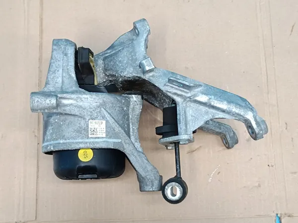 Audi OE 8W0199372CP Soporte Motor Frontal Derecho image 2