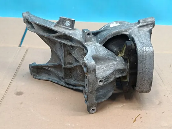 Audi OE 8W0199372CP Soporte Motor Frontal Derecho image 4