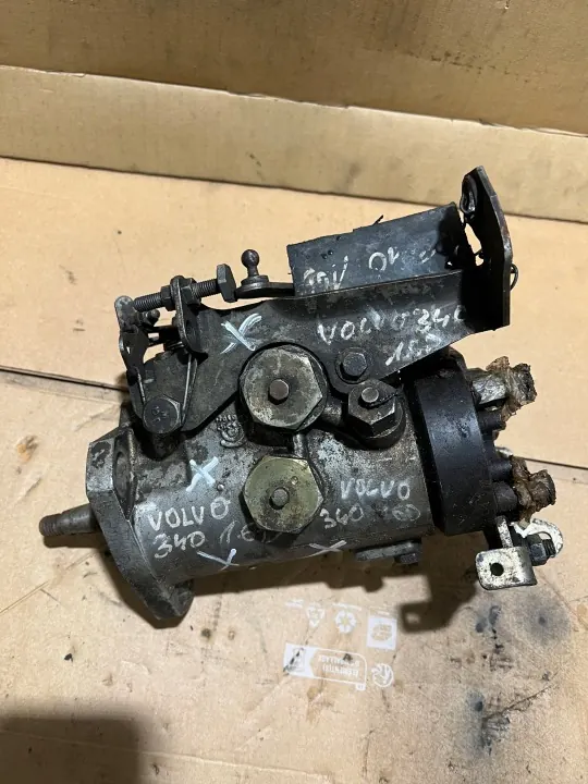 Bomba de inyección usada OEM mefjuuu para Volvo 340 1.6D image 2