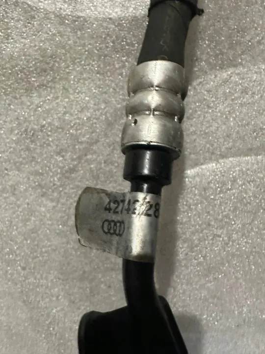 Audi R8 retourleiding OEM 427422857G - Gebruikt image 3