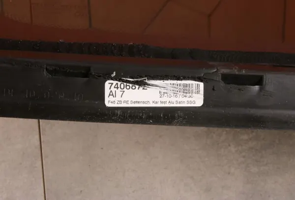 BMW X1 F48 Getint Rechter Achter Carrosserieglas OEM 7406872 image 4