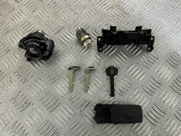 Schloss-Einsatz für Kofferraum BMW 7 E65 - OEM Teil image 10