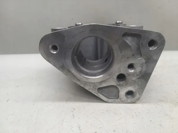 Carcasa Base Bomba Combustible EJ7E-9B374-AE 2.0 EcoBoost image 7