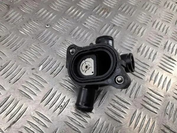 Termostaatin kotelo Cadillac CTS OEM 063515605 image 5