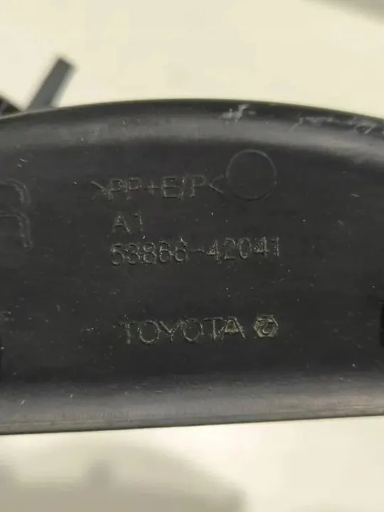 Protège-par-brise avant Toyota OEM 5386642041 2.5L image 2