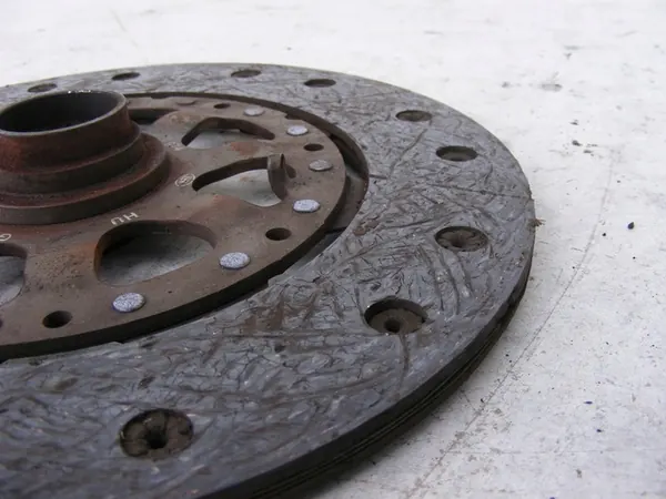 Kytkinlevy LUK BMW E60 520i 525i E46 320i 325i M54 image 5