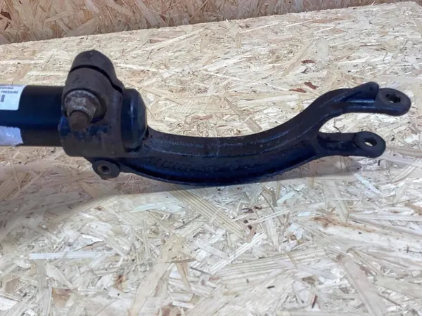 Parti di sospensione anteriore PORSCHE MACAN 95B 2.97L diesel 95B413031G image 2