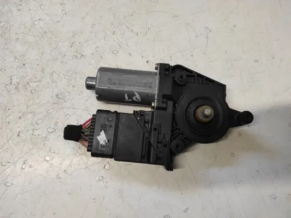 Régulateur de vitre arrière droit VW PASSAT B5 Lift OEM image 3