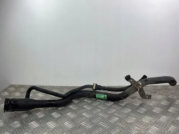 Jeep Cherokee 2015 Tankkansi OEM 68137319AD image 2