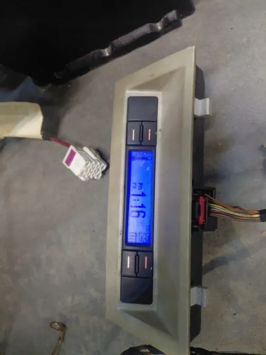 Webasto Airtop 3500 ST Lämmitys - OEM VW T5 T5 LIFT image 3