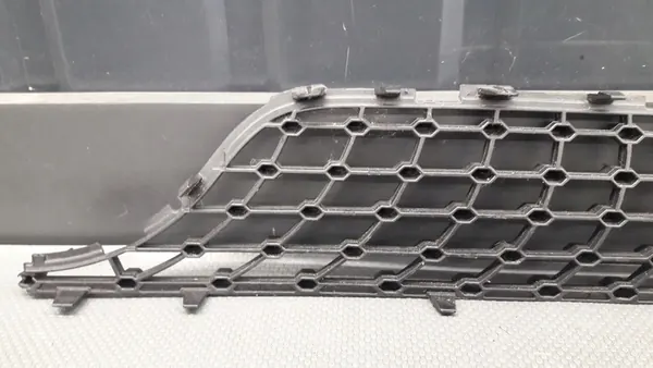 Grille de pare-chocs Mercedes W253 GLC A2538880300 image 6