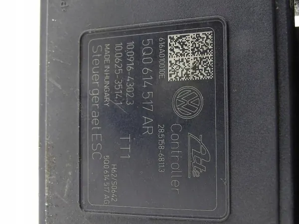 Pompe ABS OEM 5Q0614517AR pour Audi A3 Golf VII image 4
