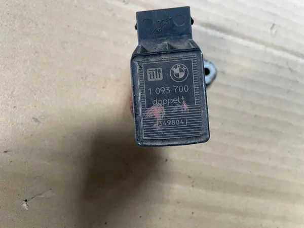 Sensor de nível de luz Xenon BMW E39 OE 1093700 image 4