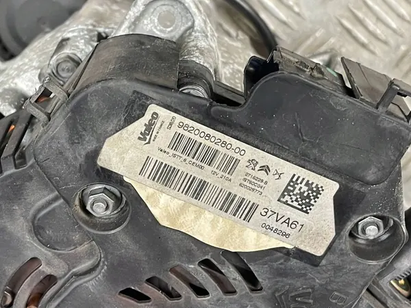 Peugeot 3008 I 1.6L Alternator OE 9820080280 image 10