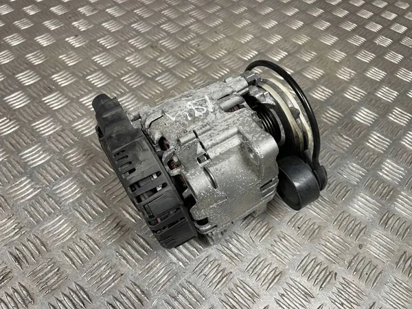 Peugeot 3008 I 1.6L Alternator OE 9820080280 image 7