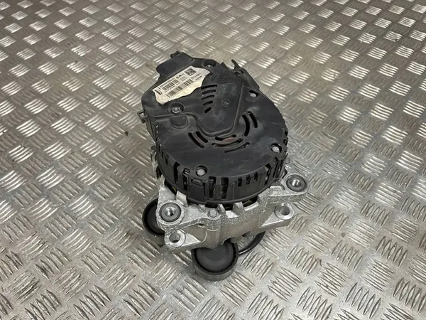 Peugeot 3008 I 1.6L Alternator OE 9820080280 image 8