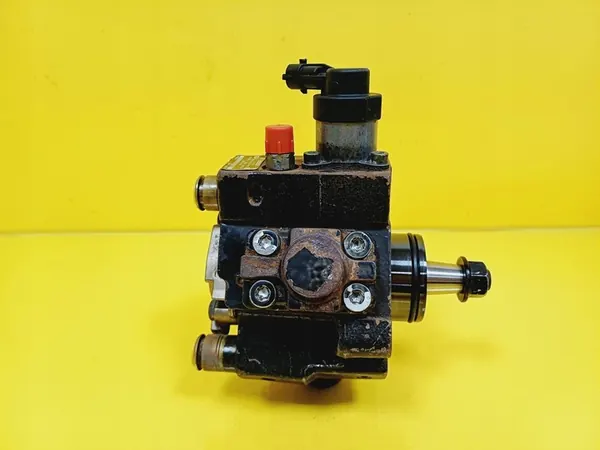 Kraftstoffpumpe Kia Sorento I 2.5 CRDI Bosch 33100-4A410 image 7