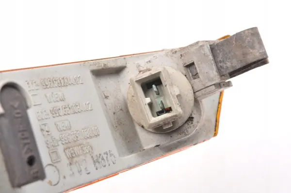 Porsche Boxster 986 rechter Blinker OEM 99663103402 image 4
