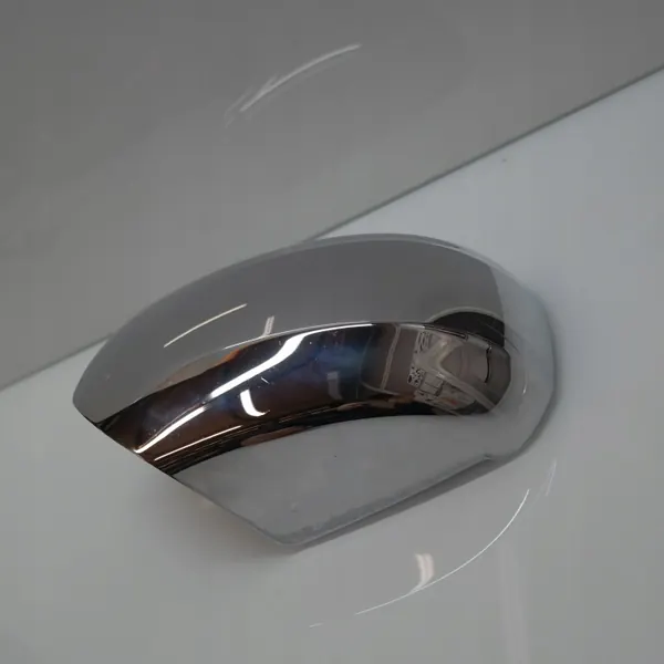 Mitsubishi L200/FULLBACK Kromikoriste OEM Käytetty image 5