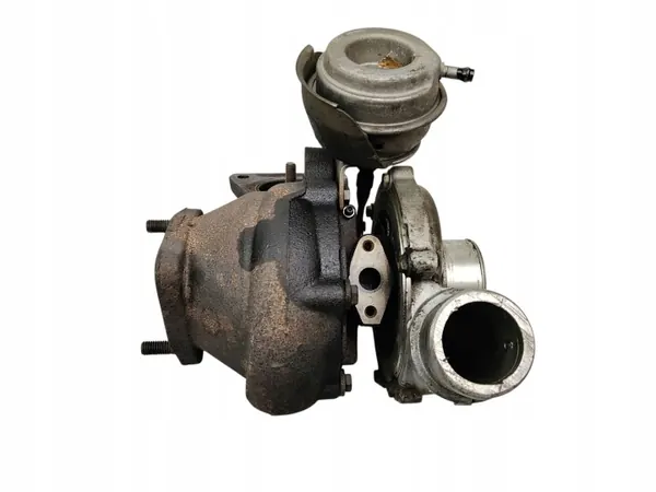 Turboahdin OEM 8689592 Volvo D5 2.4L Moottori image 6