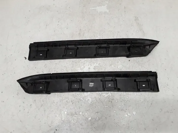 Scivolo paraurti posteriore VW Jetta 1K5807394 image 3