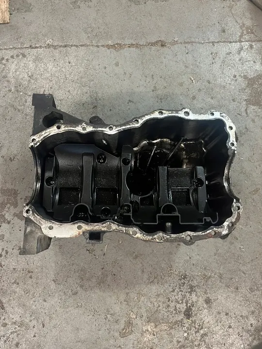 Oljepanna RENAULT NISSAN DACIA 1.5 DCI 8200660297 image 4